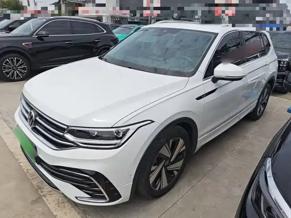 Volkswagen Tiguan L 2023
