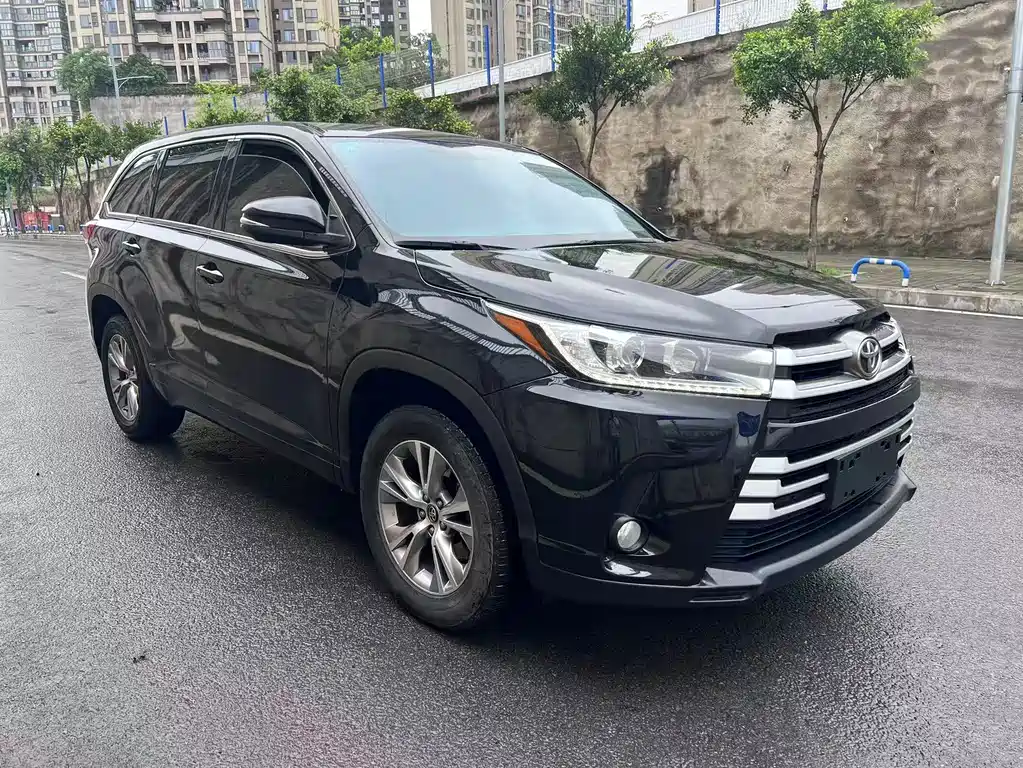 Toyota Highlander 2019 — фото 3