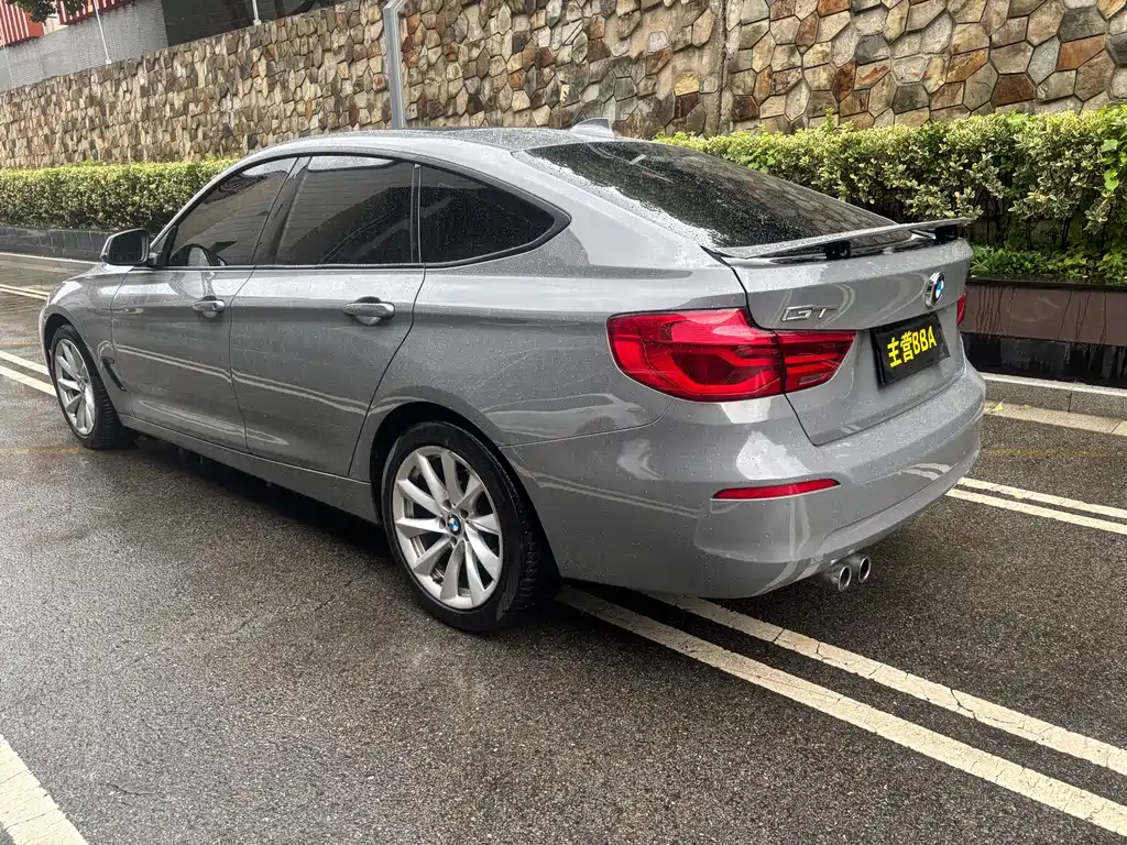 BMW 3 Series GT 2018 — фото 21