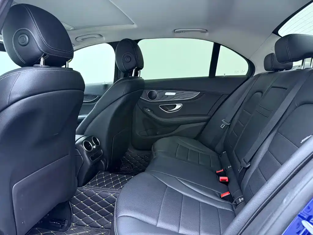 Mercedes-Benz C-Class 2020