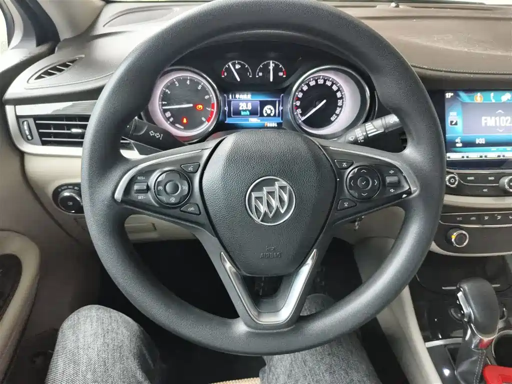 Buick Verano 2017 — фото 11