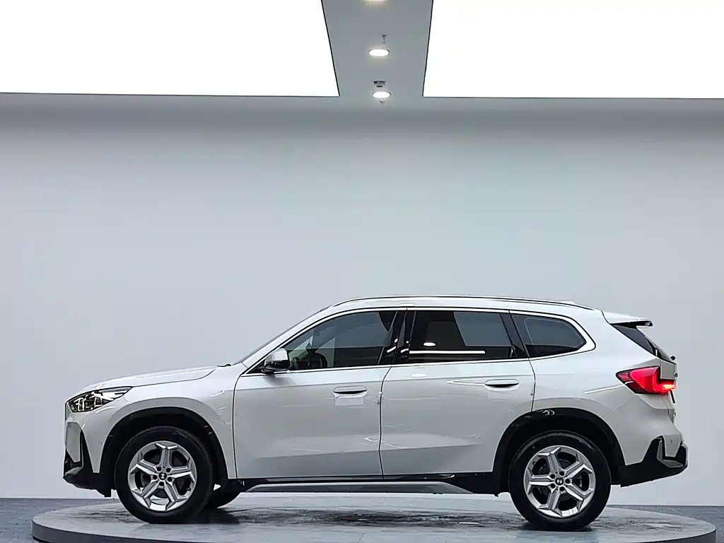 BMW X1 2023