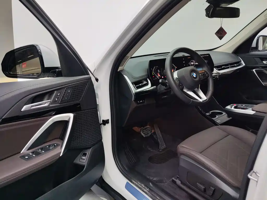 BMW X1 2023 — фото 11