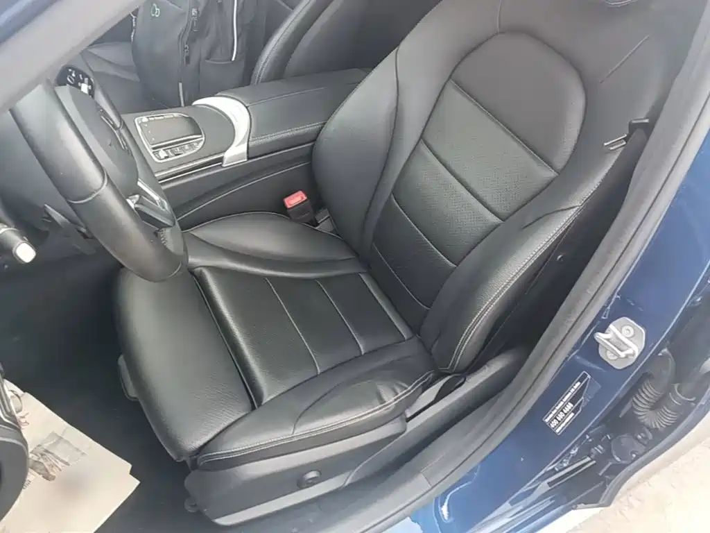Mercedes-Benz C-Class 2019 — фото 15