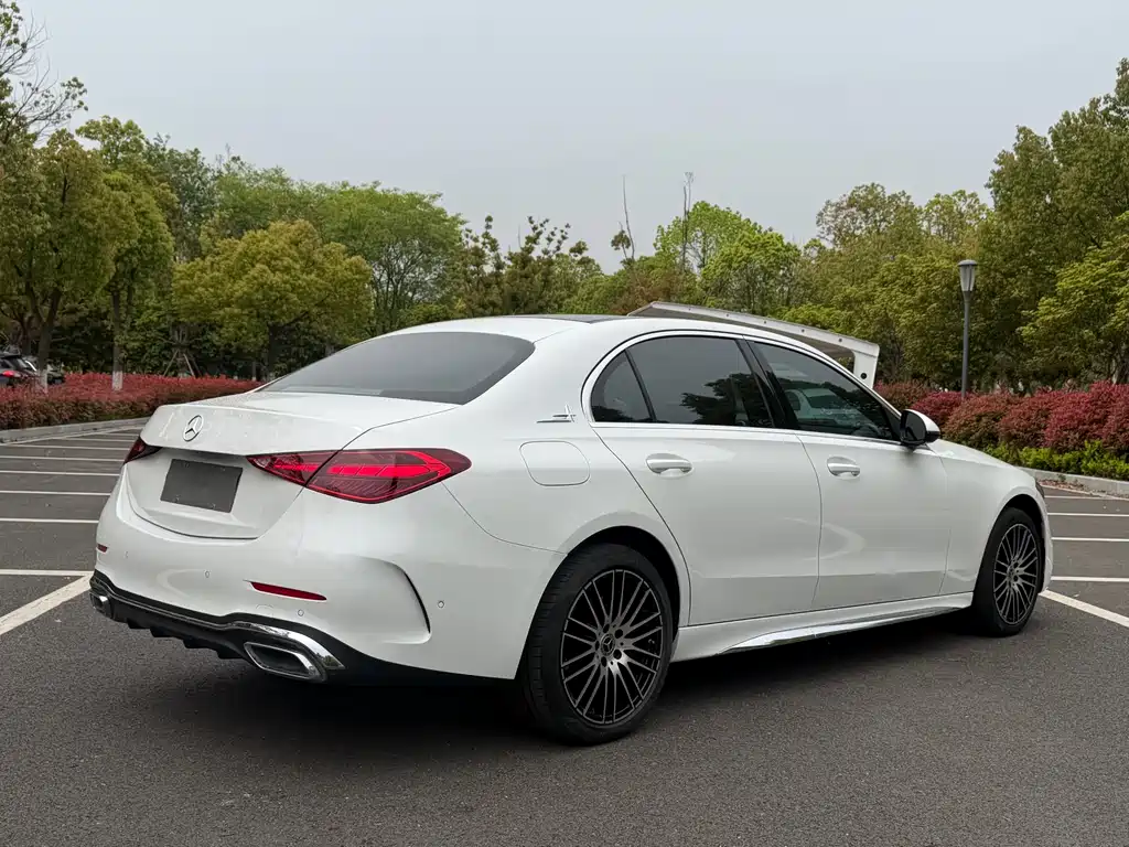 Mercedes-Benz C-Class 2023 — фото 4