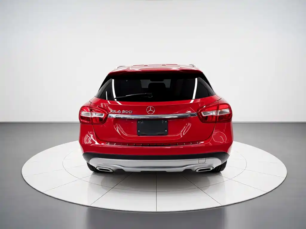 Mercedes-Benz GLA 2015