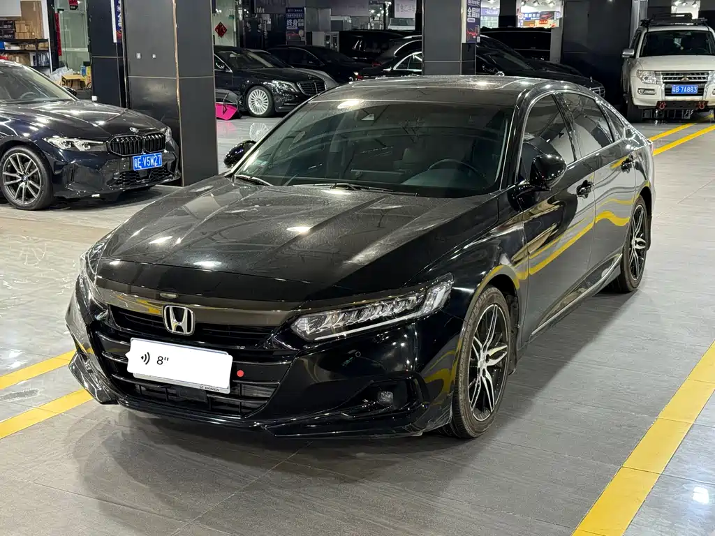 Honda Accord 2023 — фото 1