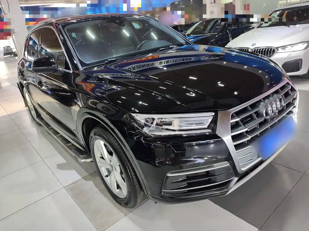 Audi Q5L 2021