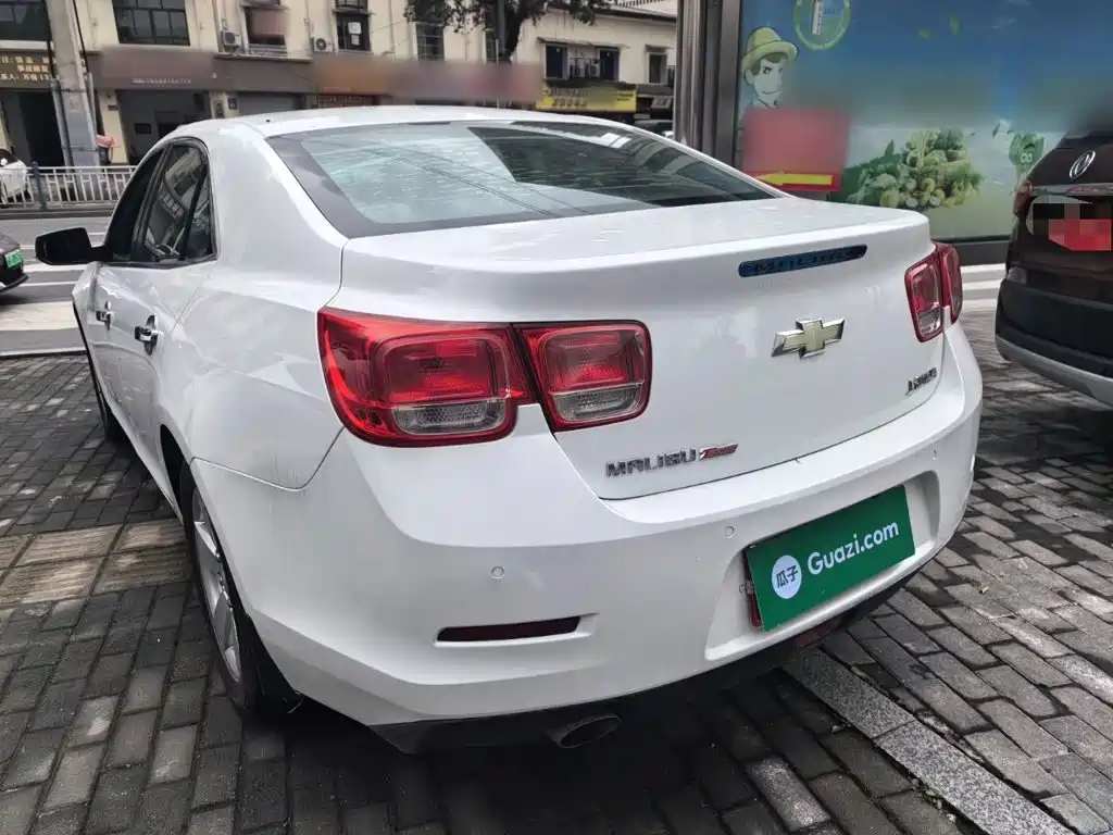 Chevrolet Malibu 2015 — фото 24