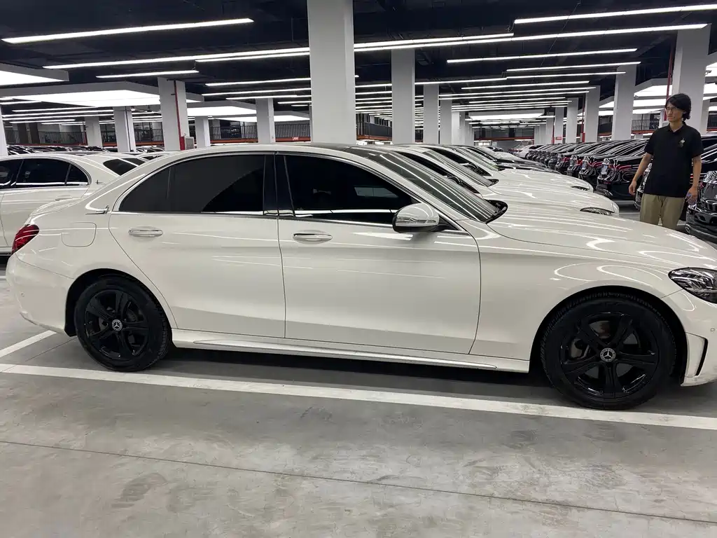 Mercedes-Benz C-Class 2019 — фото 23