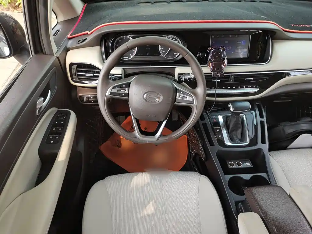 GAC Trumpchi M6 2020 — фото 7