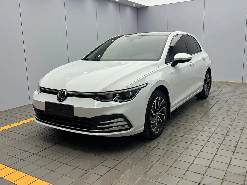 Volkswagen Golf 2022