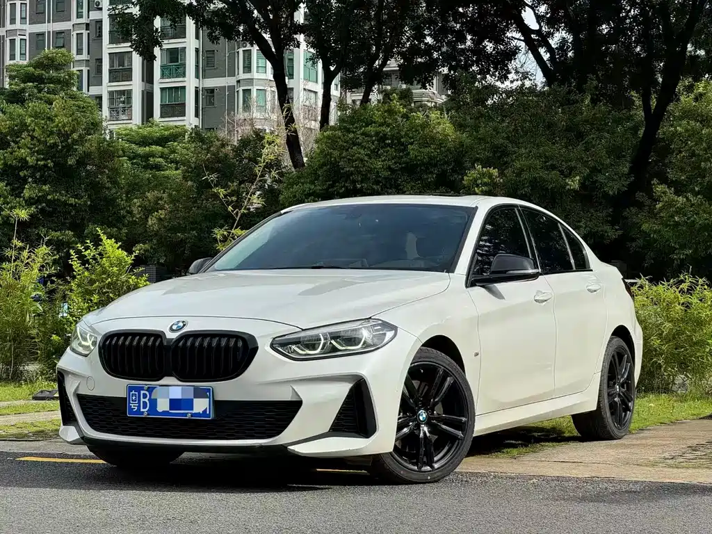 BMW 1 Series 2023