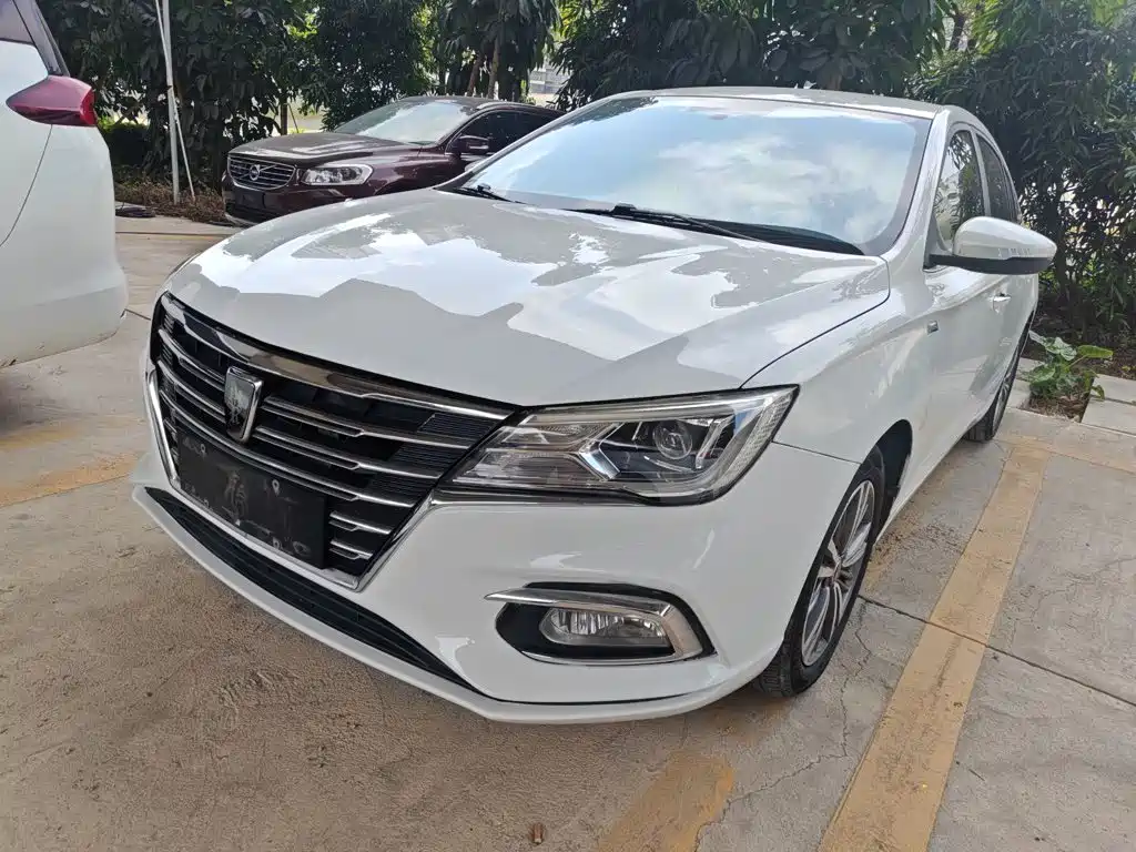 Roewe i5 2019