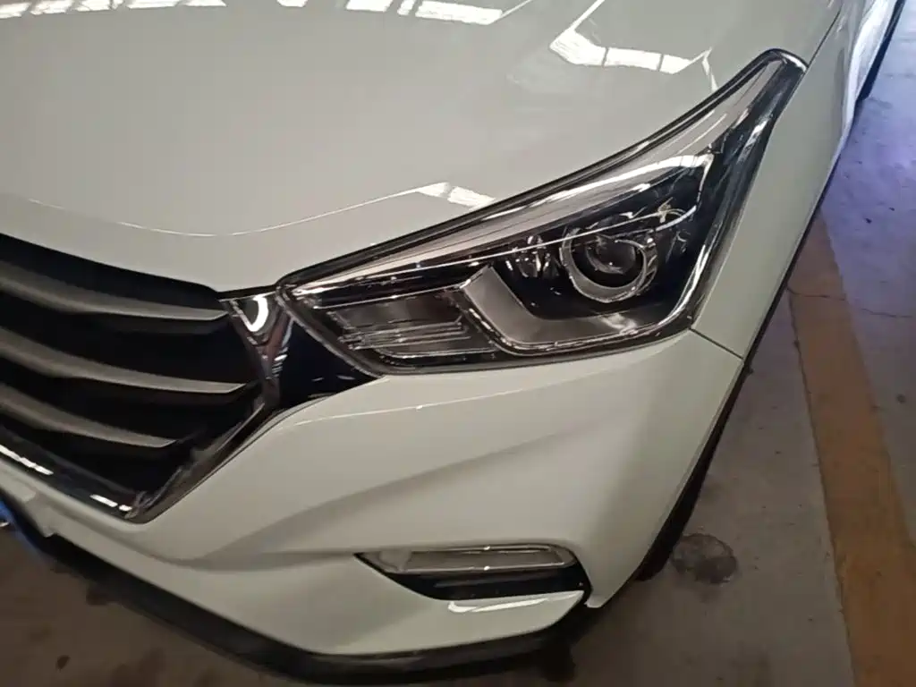 Hyundai ix25 2017 — фото 24