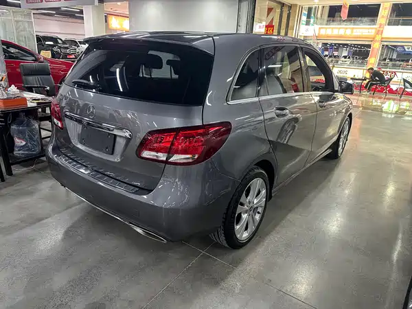 Mercedes-Benz B-Class 2018