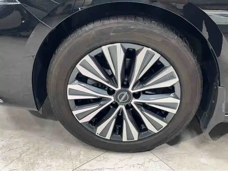 Nissan Teana 2023 — фото 19