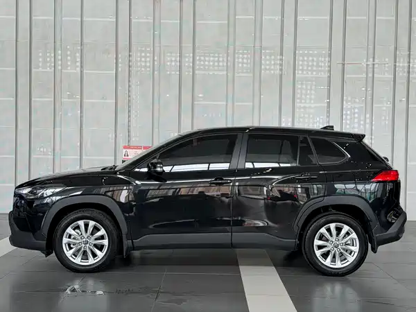 Toyota Corolla Cross 2023