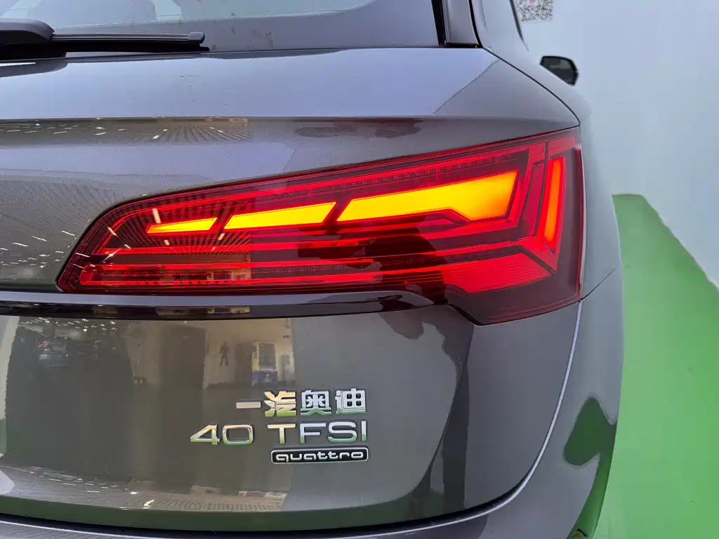 Audi Q5L 2022 — фото 37