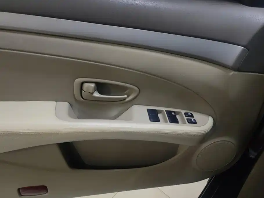Nissan Sylphy 2015