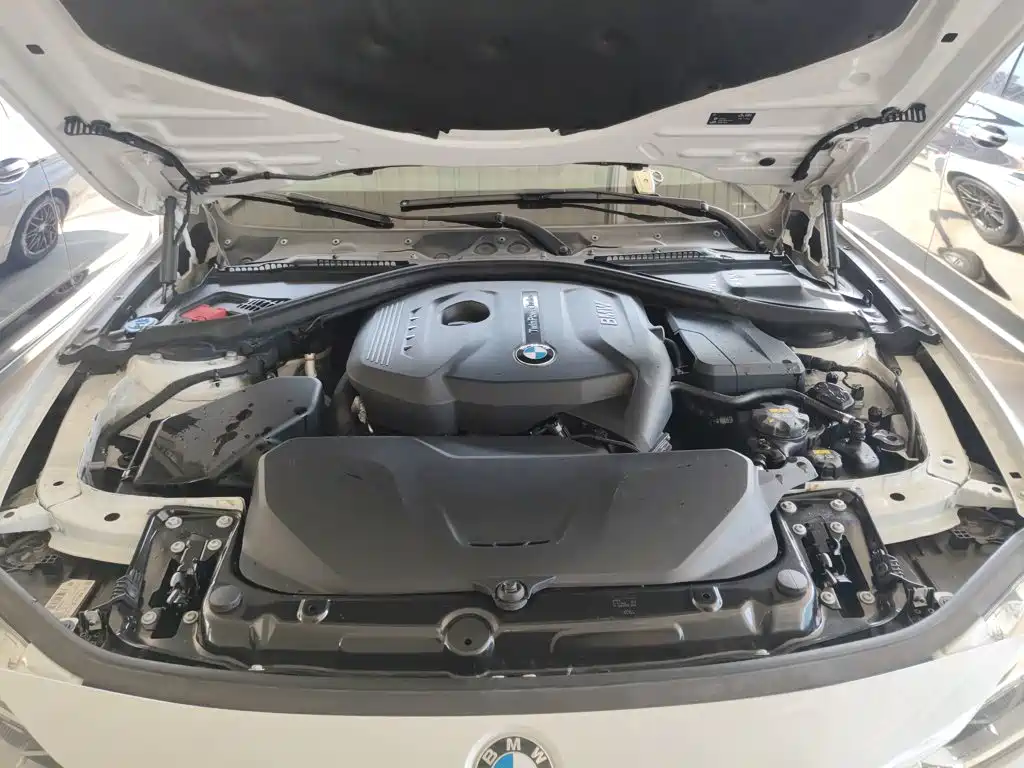 BMW 3 Series 2016 — фото 16