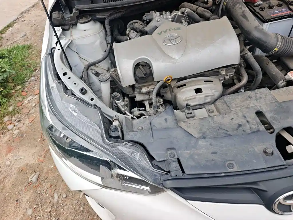 Toyota Yaris L 2020 — фото 21