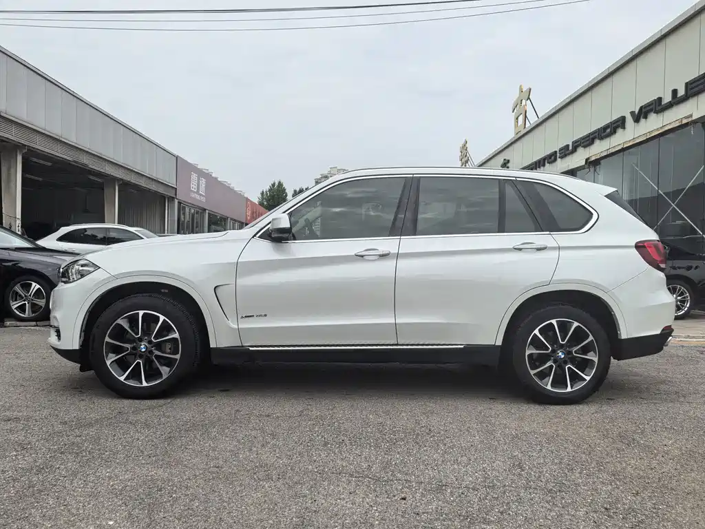 BMW X5 2018 — фото 7