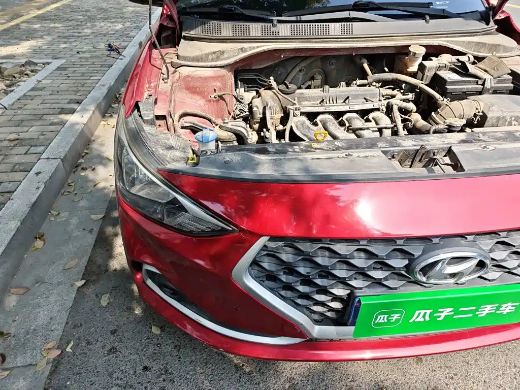 Hyundai Elantra 2019 — фото 21