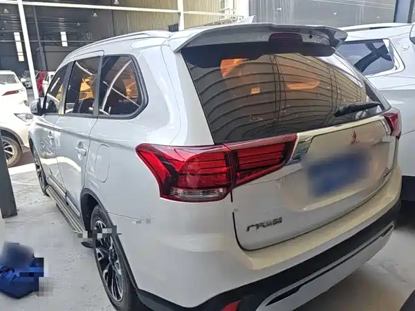 Mitsubishi Outlander 2019