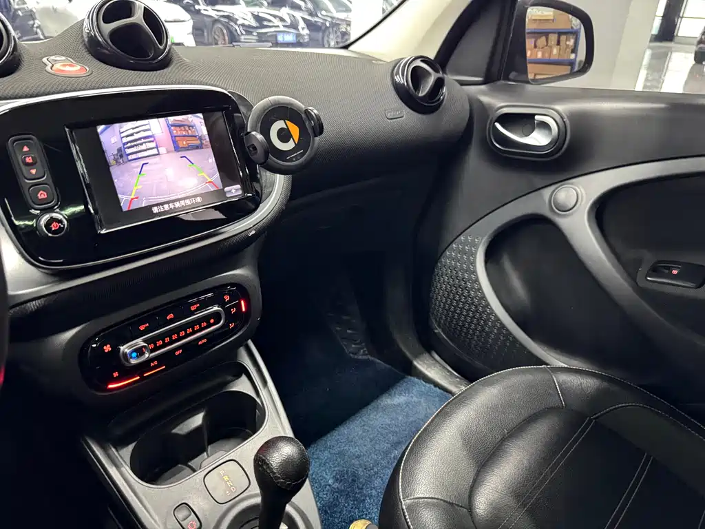 smart Forfour 2018 — фото 13