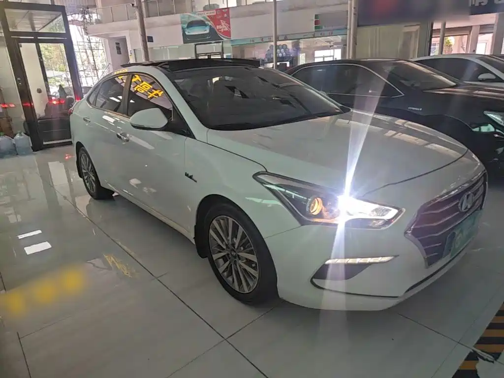 Hyundai Mistra 2017 — фото 4