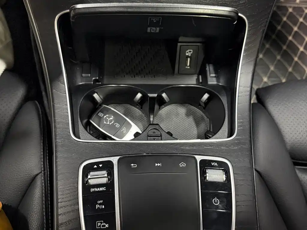 Mercedes-Benz C-Class 2019 — фото 22
