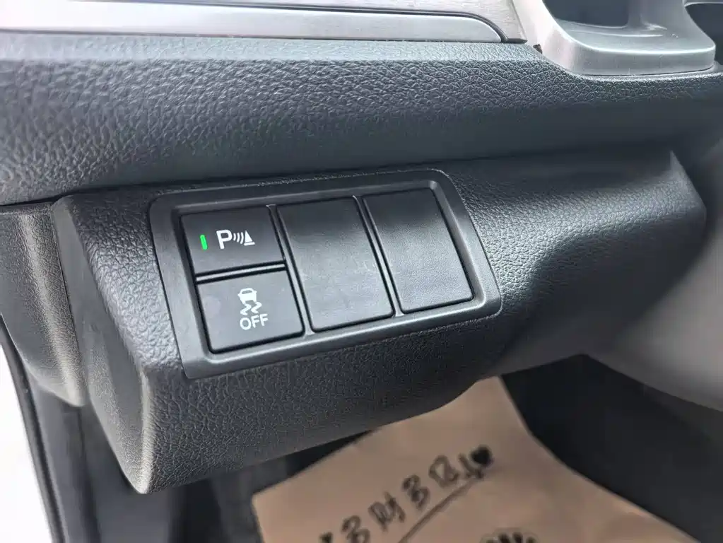 Honda Civic 2018 — фото 17