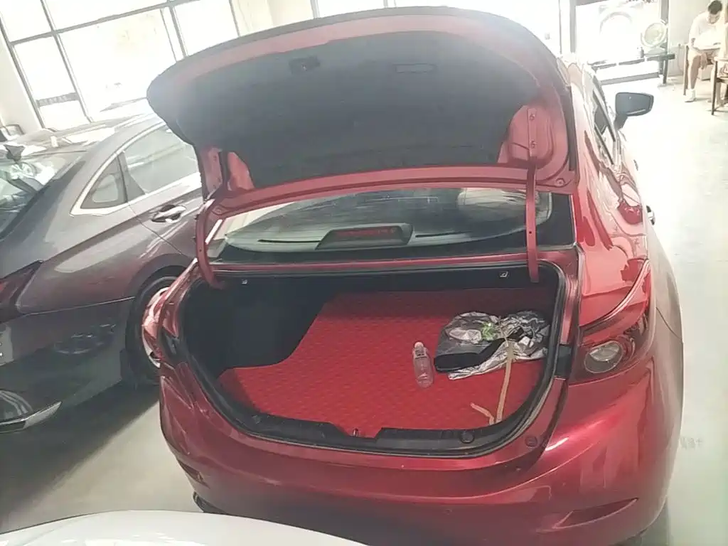 Mazda 3 Angkesela 2019 — фото 19