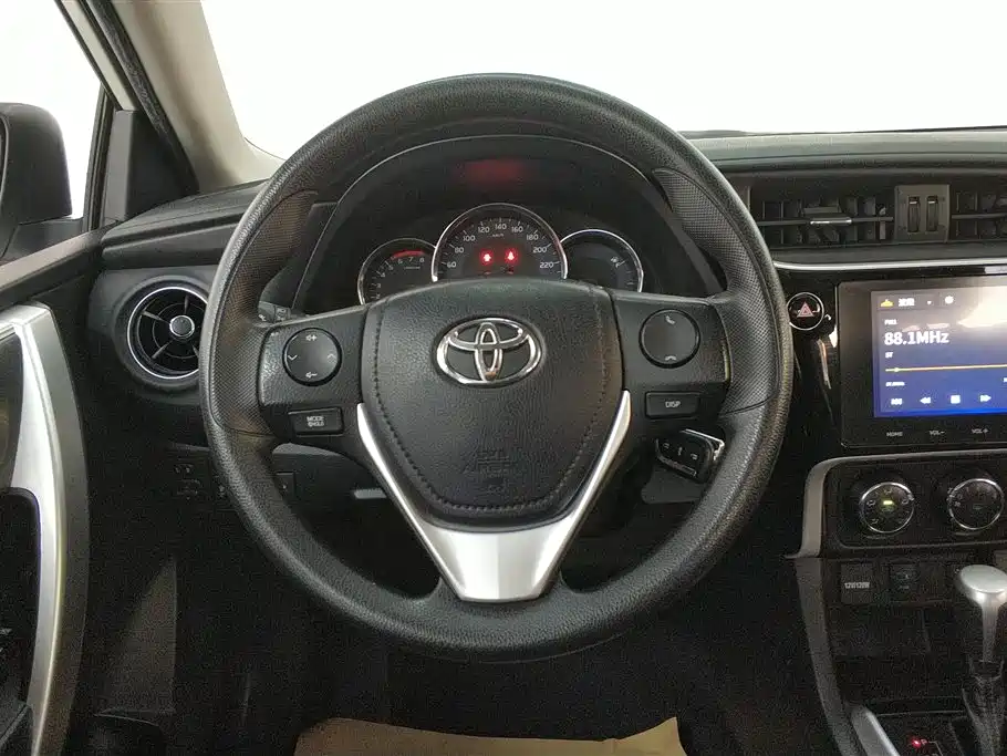 Toyota Levin 2018 — фото 15