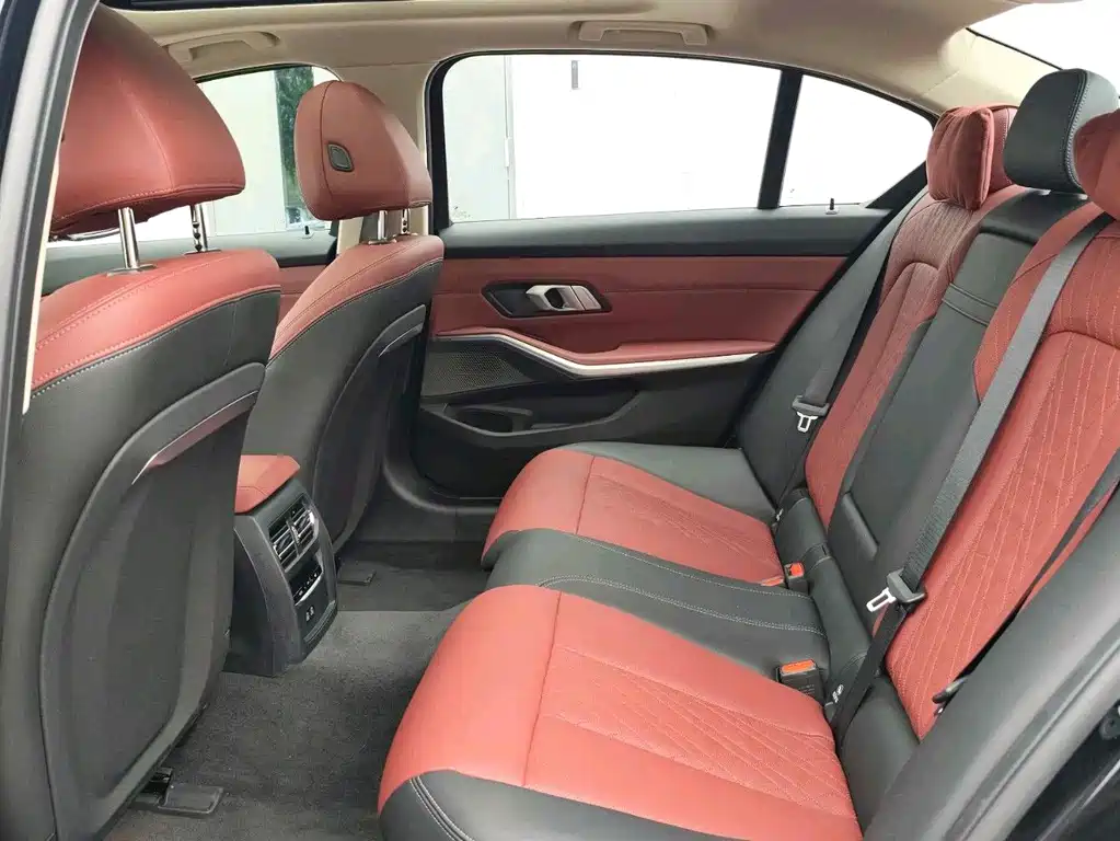 BMW i3 2025 — фото 11