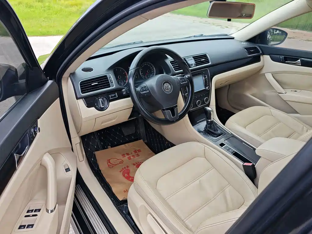 Volkswagen Passat 2013
