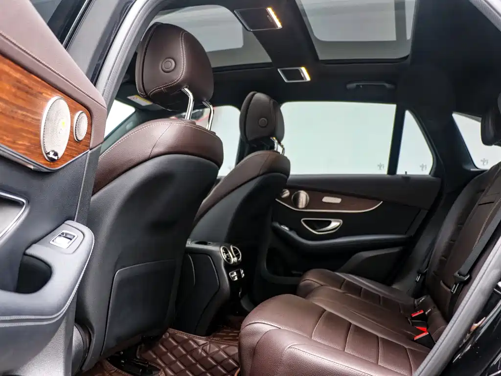 Mercedes-Benz GLC 2021