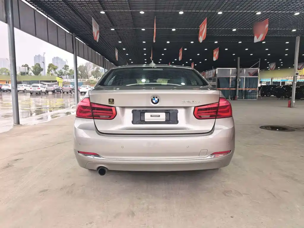 BMW 3 Series 2016