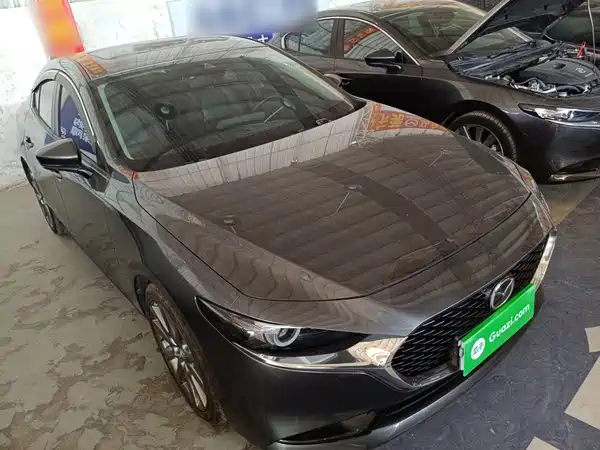 Mazda 3 Axela 2021