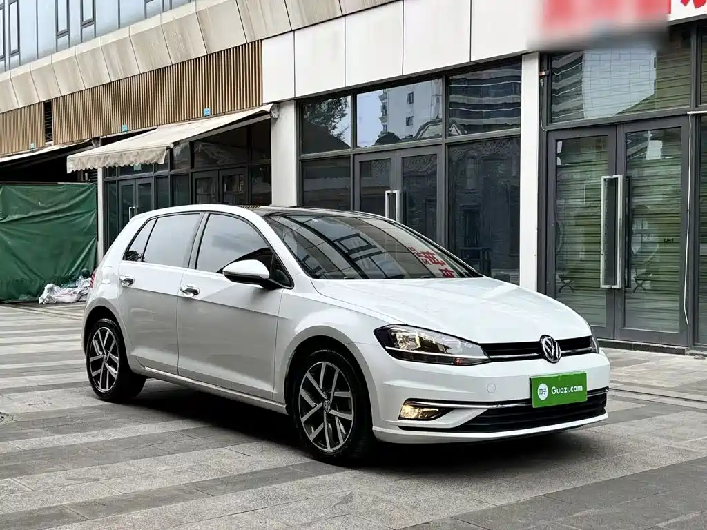 Volkswagen Golf 2020