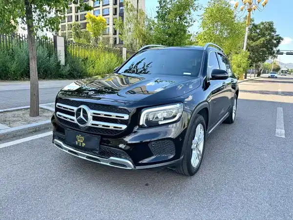 Mercedes-Benz GLB 2021