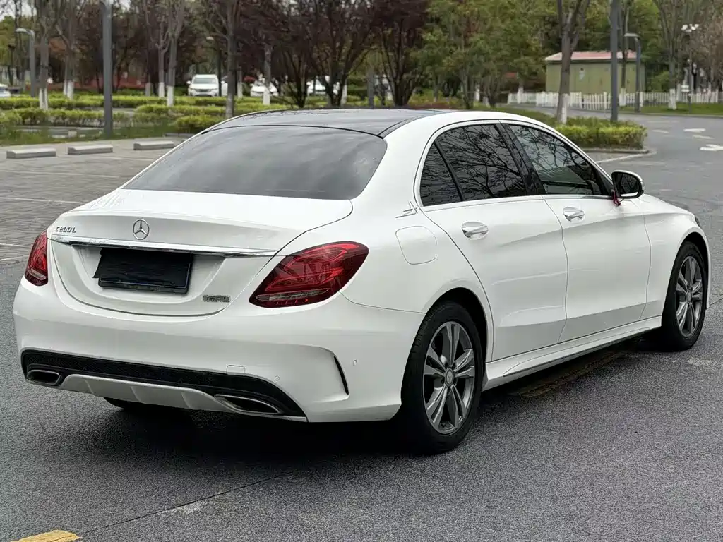 Mercedes-Benz C-Class 2017 — фото 7