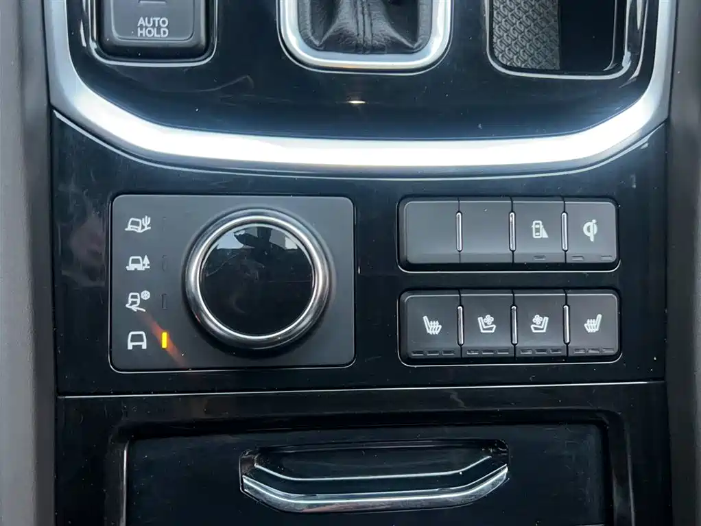 GAC Motor Trumpchi GS8 2019 — фото 21
