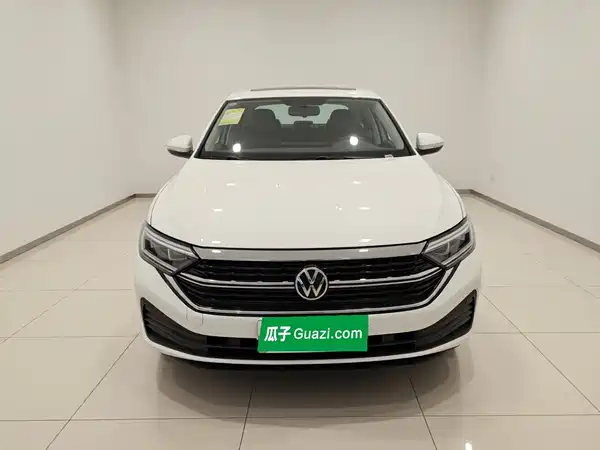 Volkswagen Sagitar 2025
