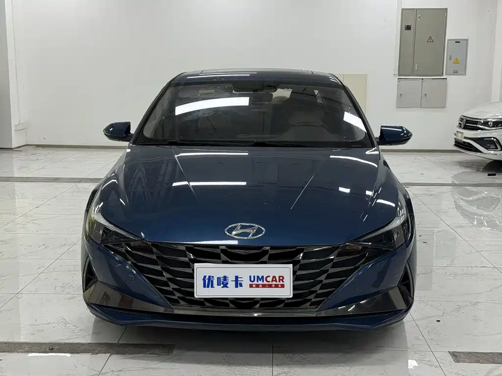 Hyundai Elantra 2021
