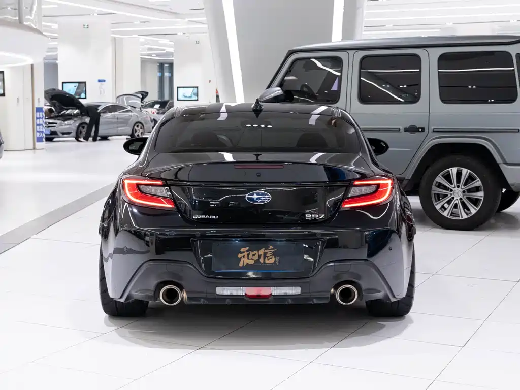 Subaru BRZ 2022 — фото 4