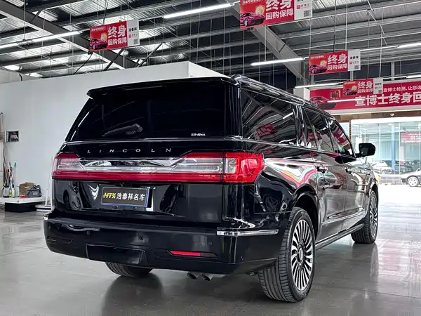 Lincoln Navigator 2019