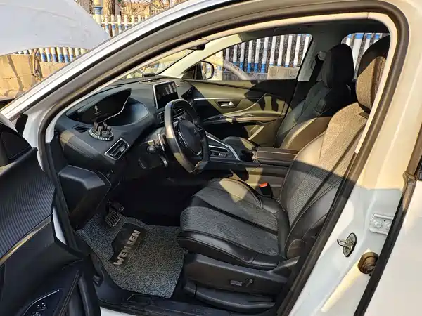 Peugeot 5008 2018