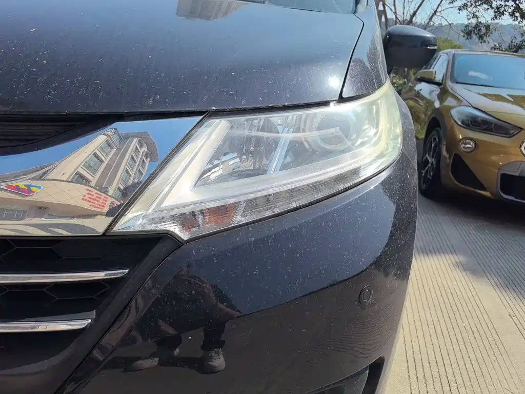 Honda Odyssey 2018 — фото 24